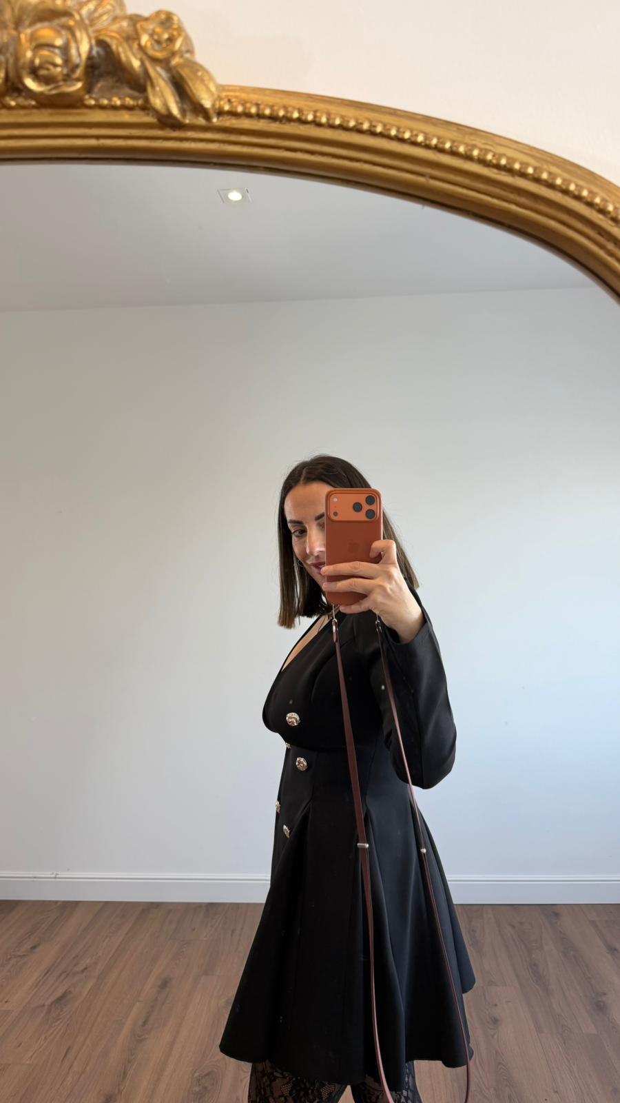 ABITO CON BOTTONI DORATI 26981 NEW