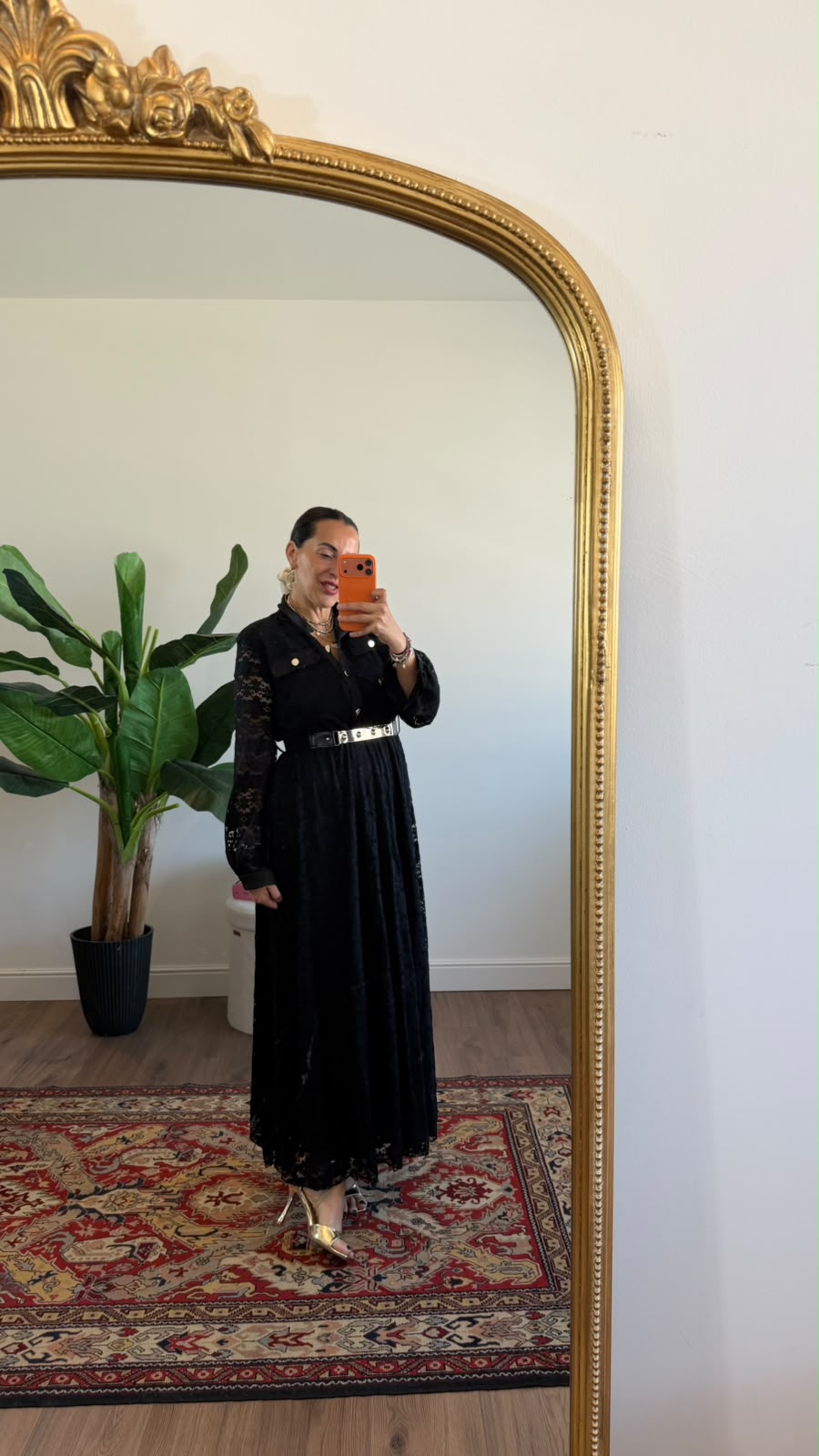 ABITO IN PIZZO 034 NEW