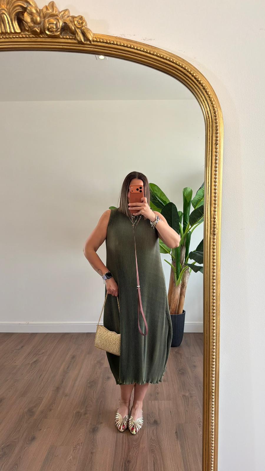 ABITO PLISSETTATO 19466 NEW