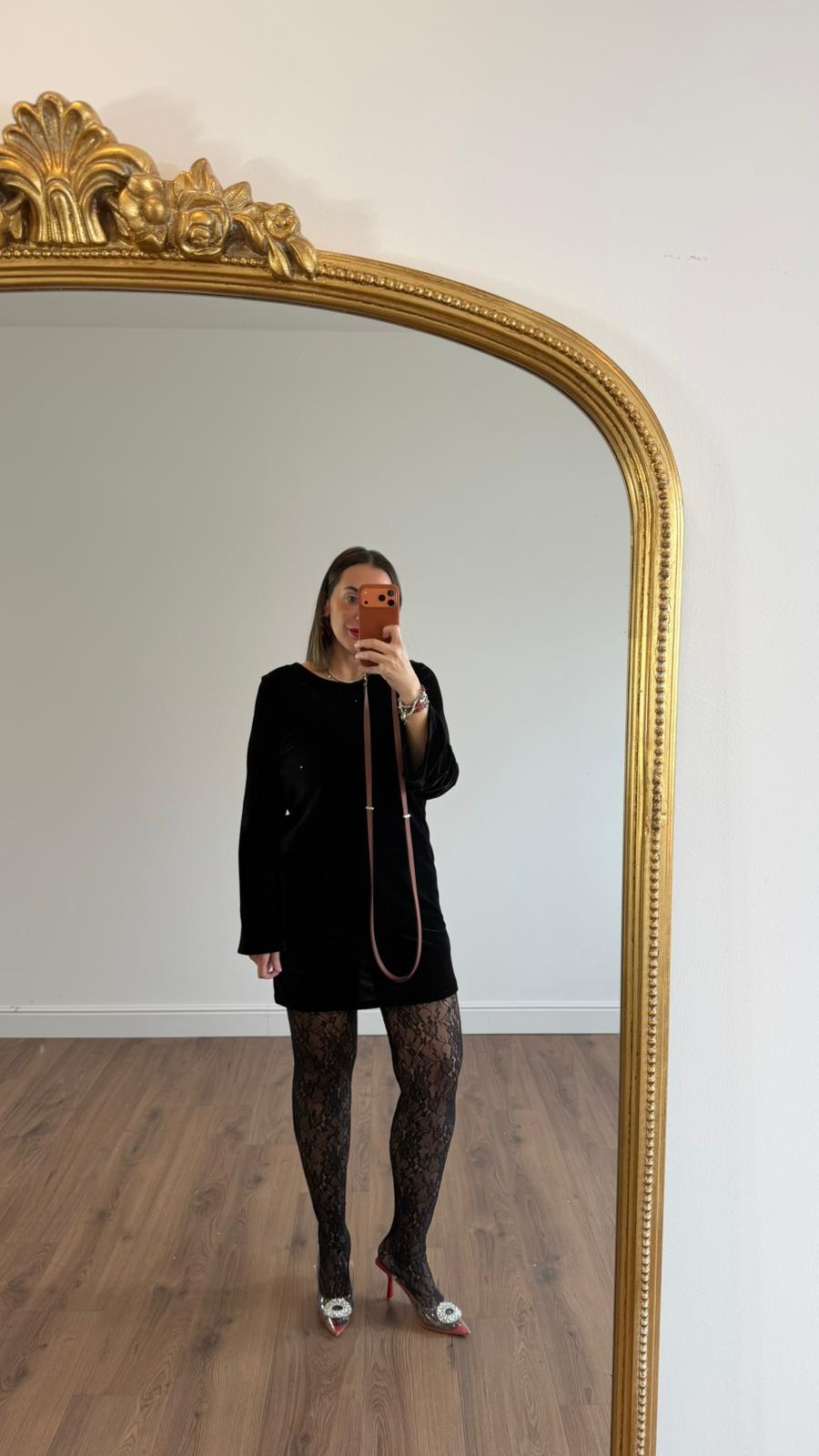 ABITO IN VELLUTO CON FIOCCO 23496 NEW