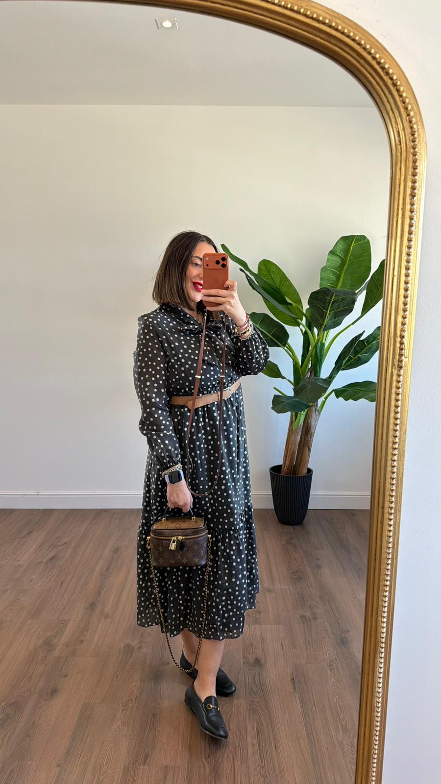 ABITO POIS 39622 NEW