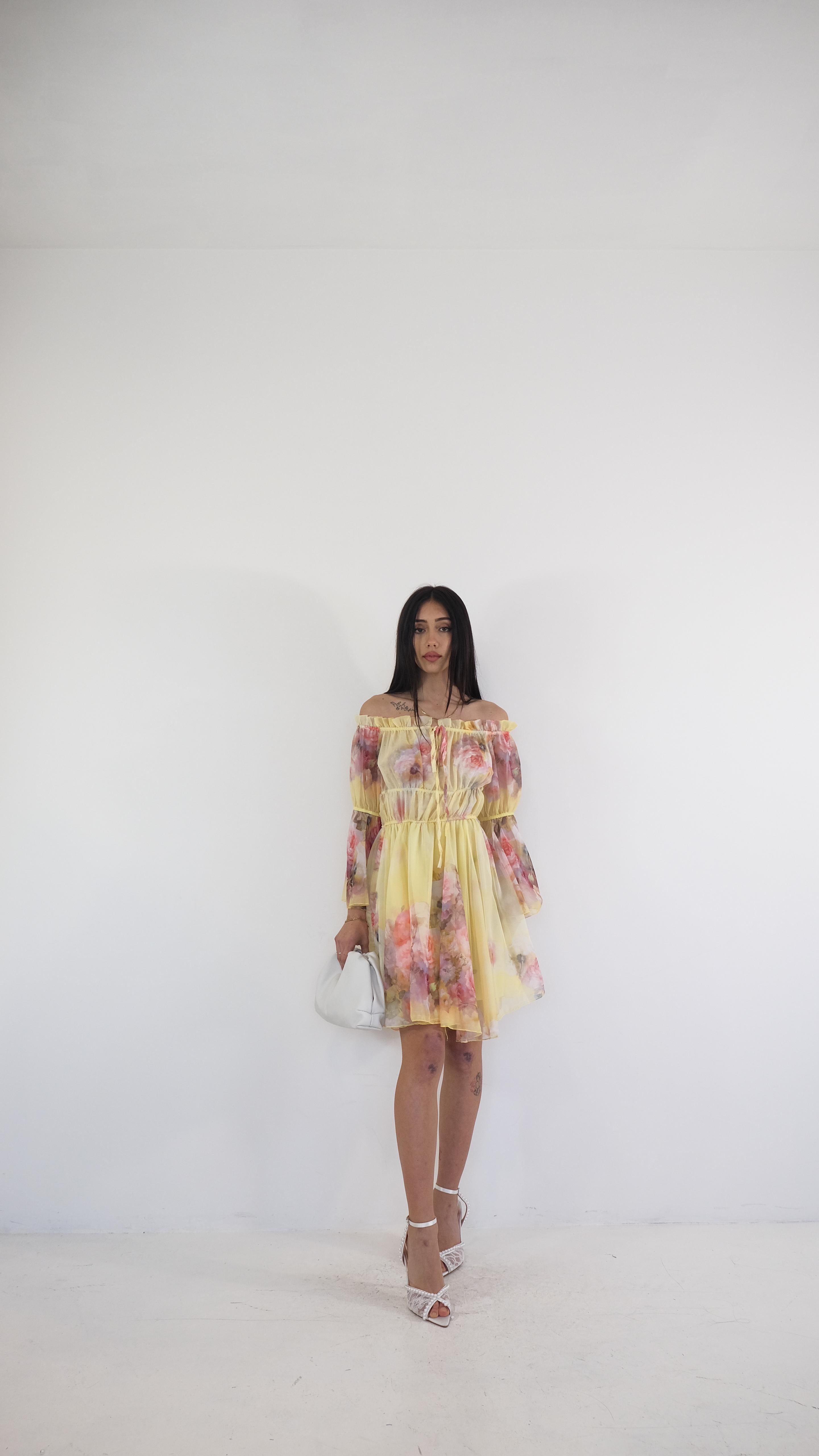 ABITO SCOLLO A BARCHETTA TRE COLORI 4283 NEW