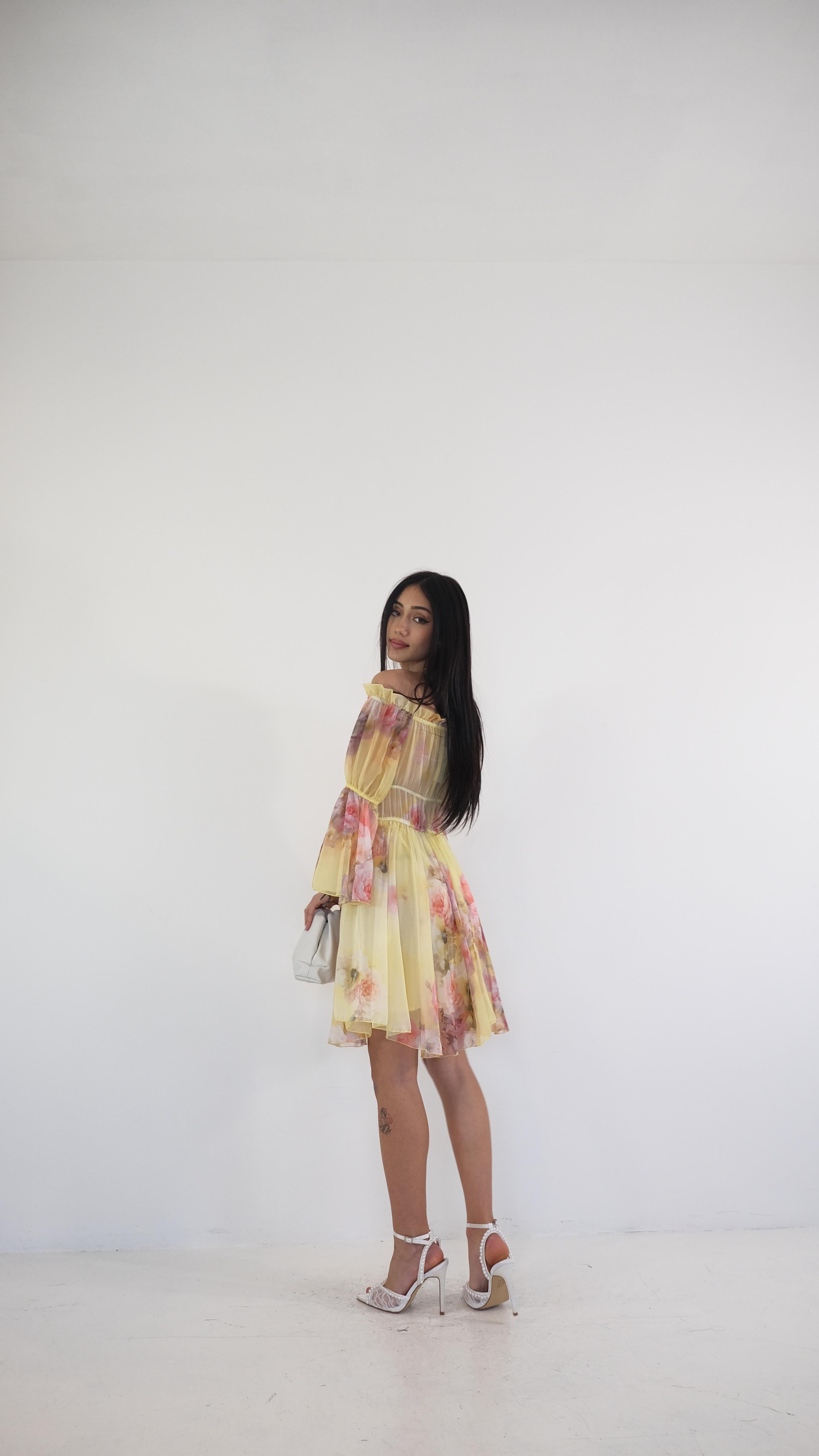 ABITO SCOLLO A BARCHETTA TRE COLORI 4283 NEW