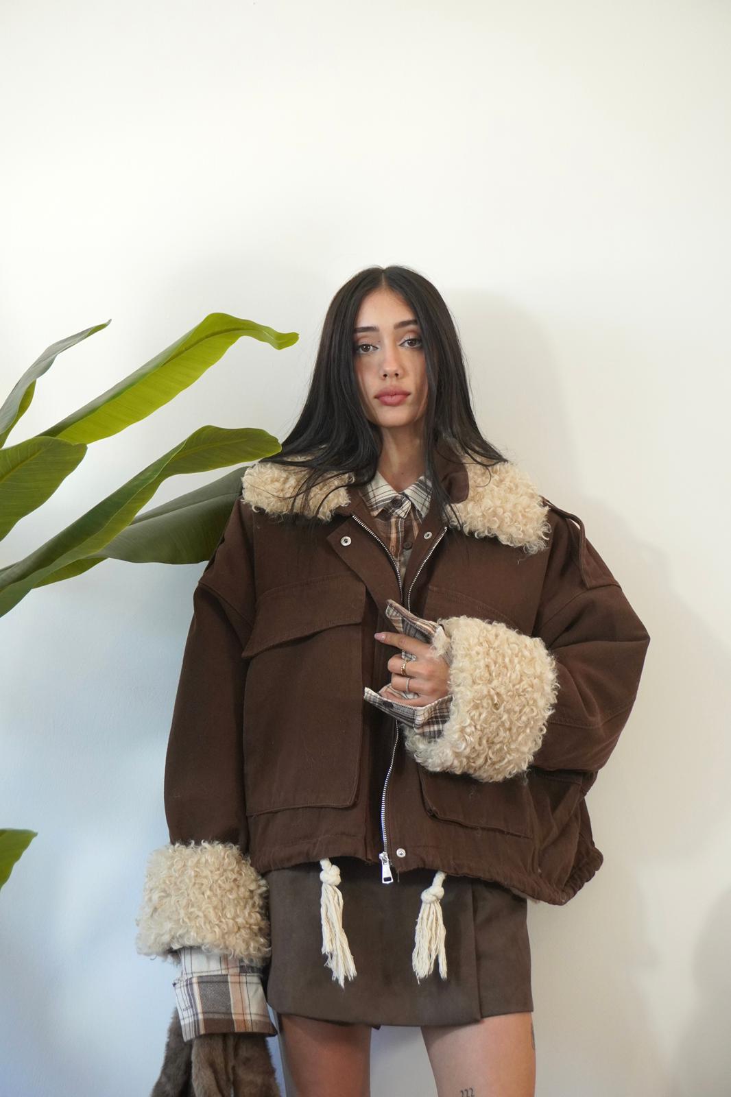 GIACCA CON PELO VJ12156 NEW