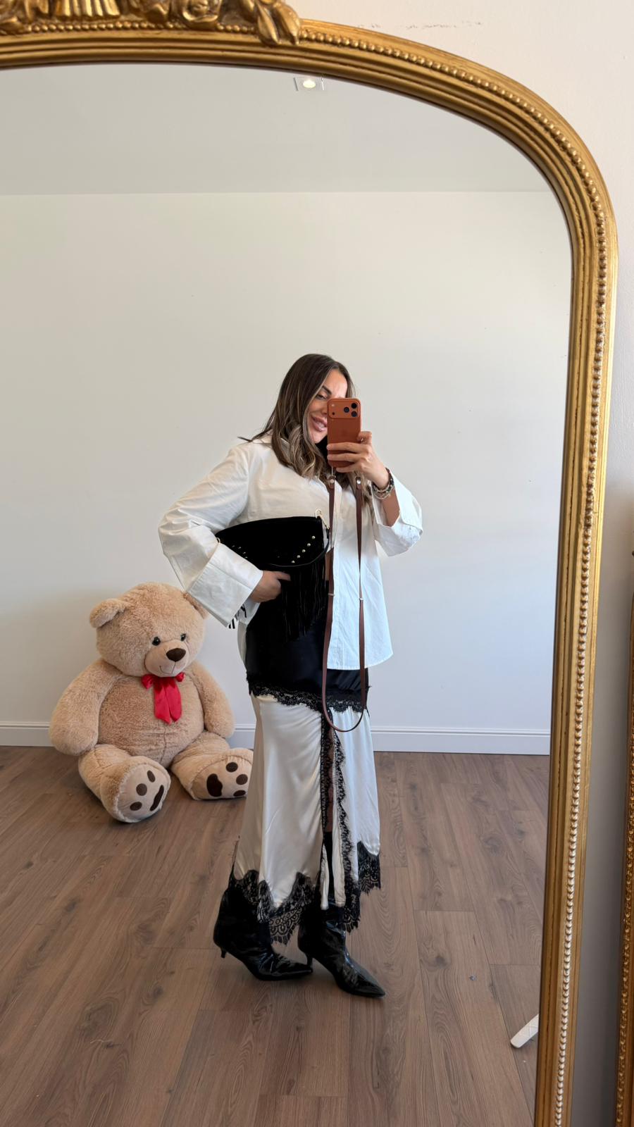 GONNA LUCINDA 8027 NEW