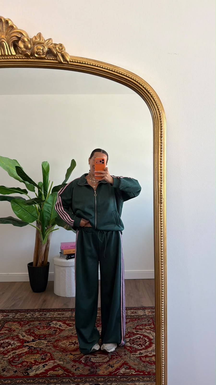 TUTA VERDE 9182 NEW