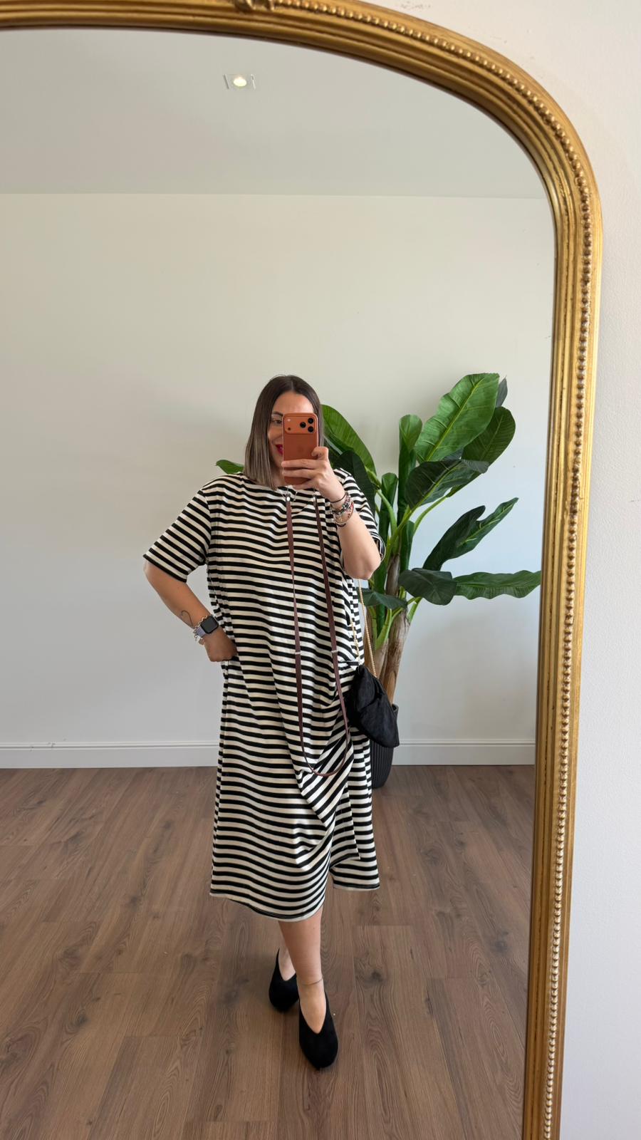 ABITO A RIGHE 122171 NEW