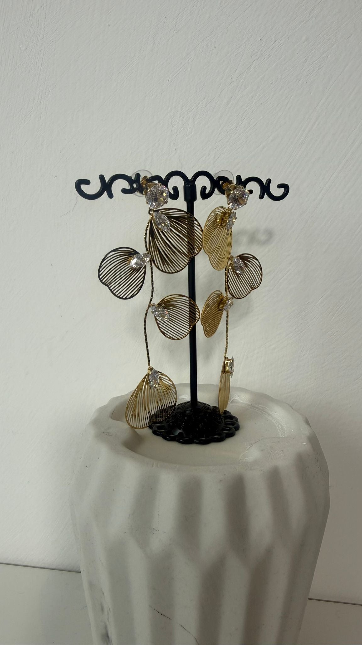 ORECCHINI PETALI NEW