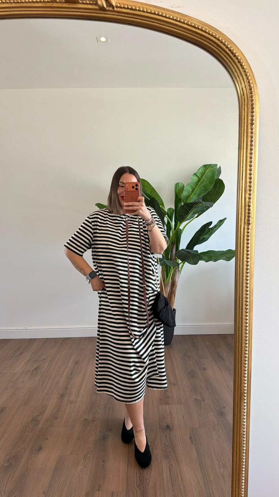 ABITO A RIGHE 122171 NEW