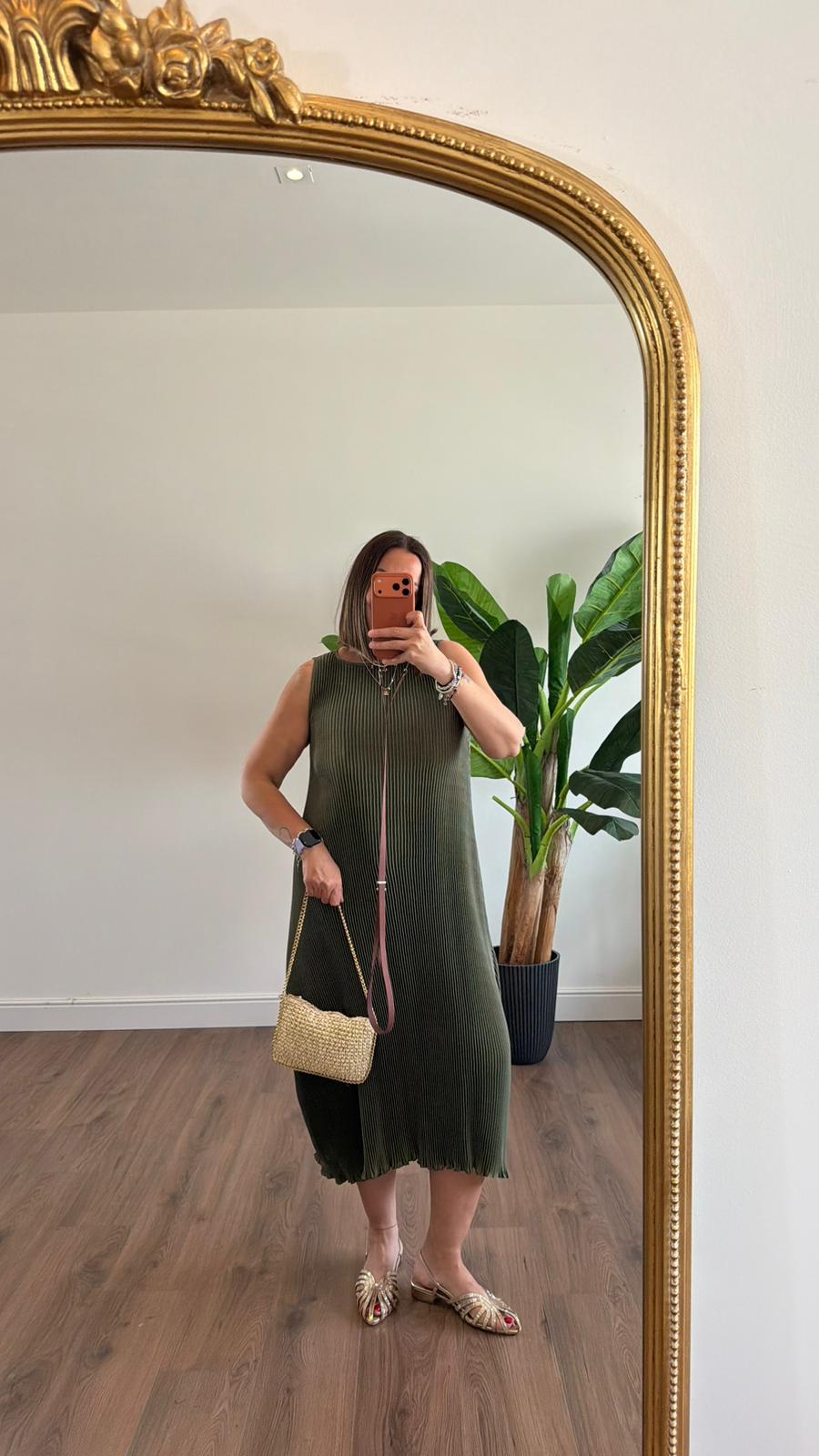 ABITO PLISSETTATO 19466 NEW