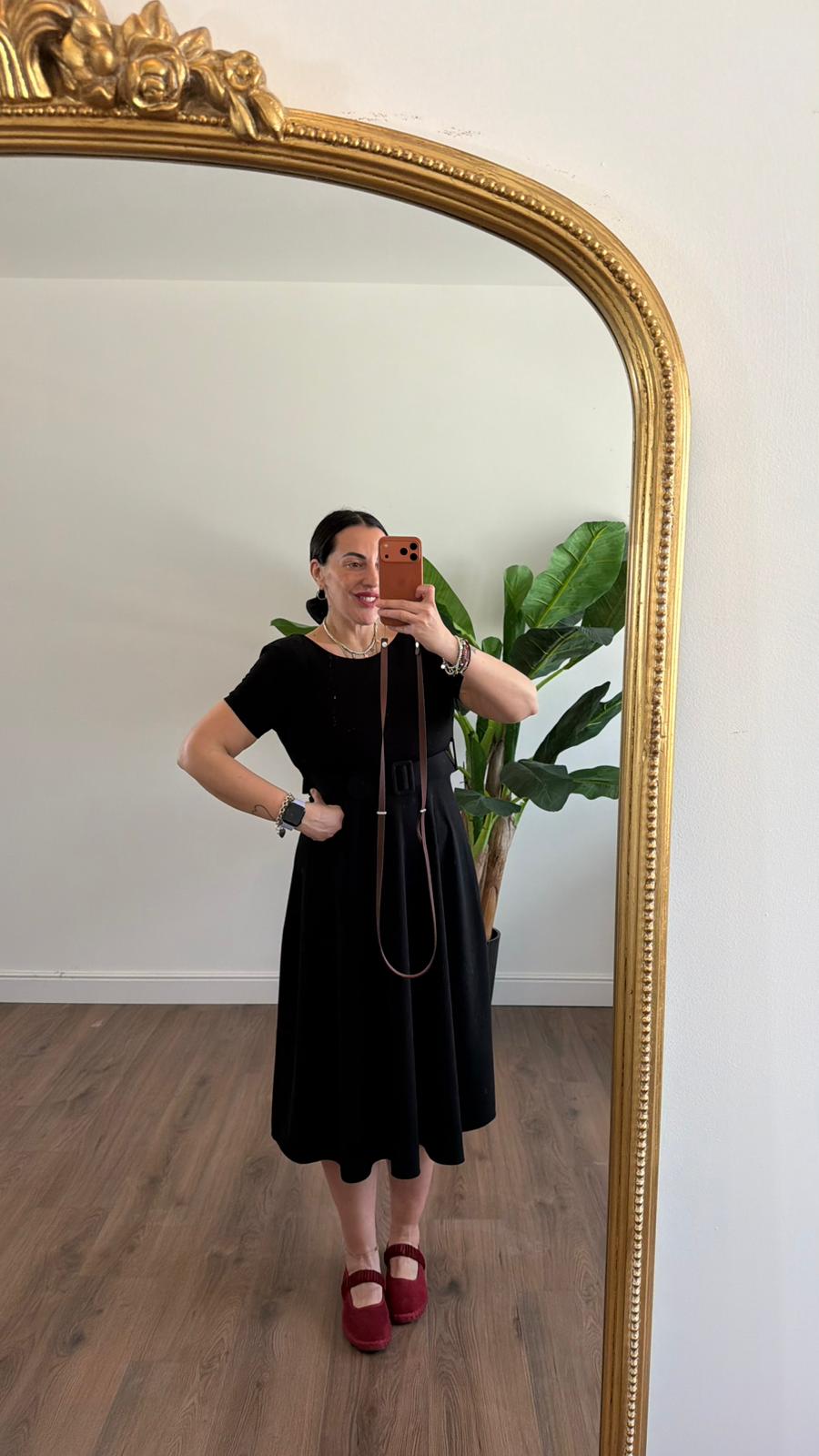 ABITO MADRID 10119 NEW