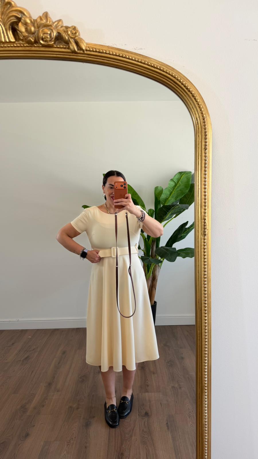 ABITO MADRID 10119 NEW