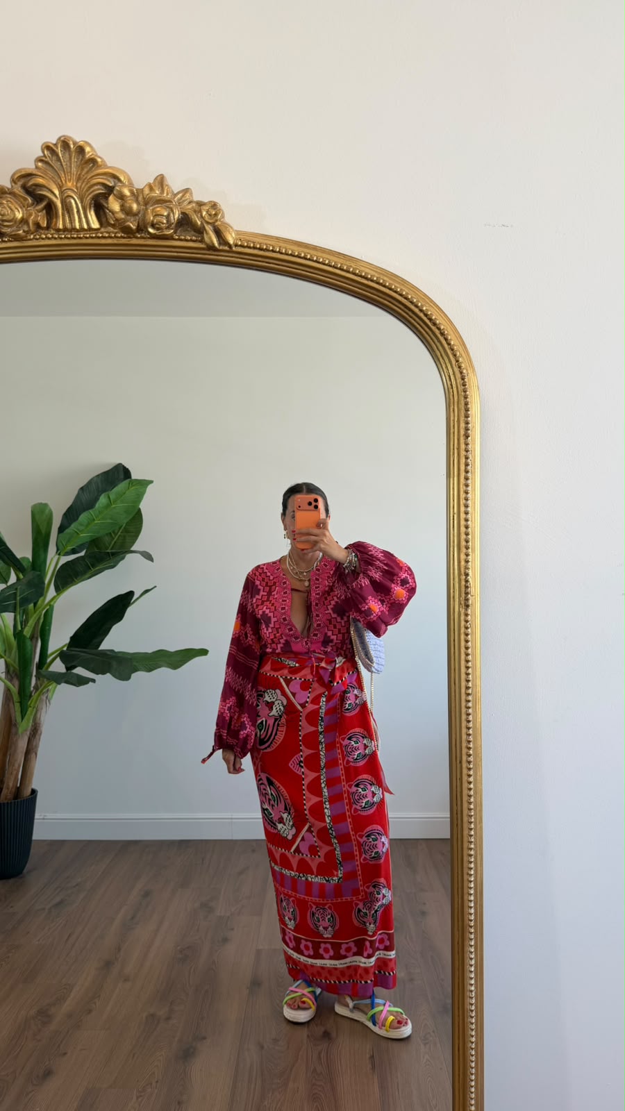 GONNA/PAREO TIGRE 008 NEW
