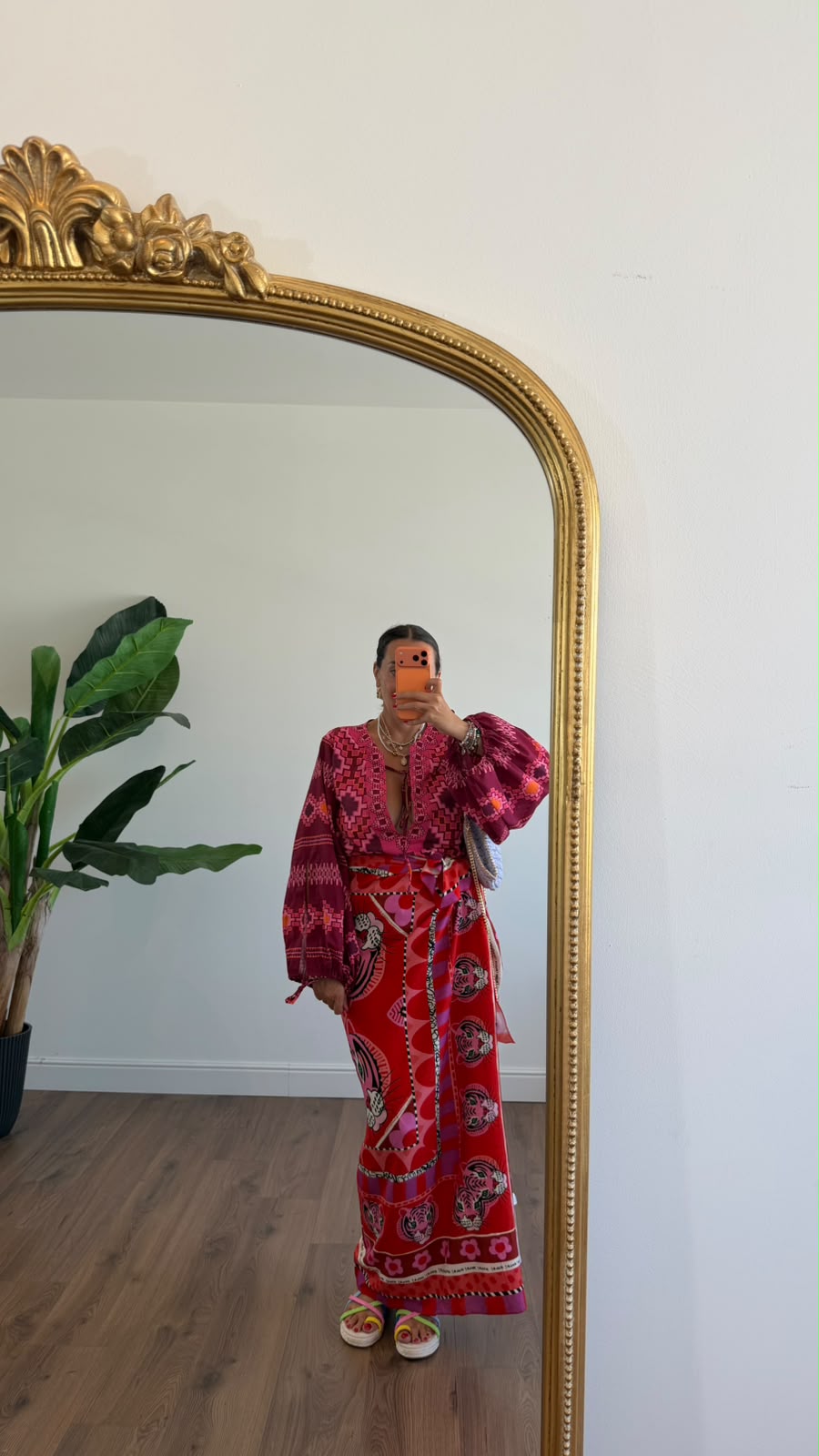 GONNA/PAREO TIGRE 008 NEW