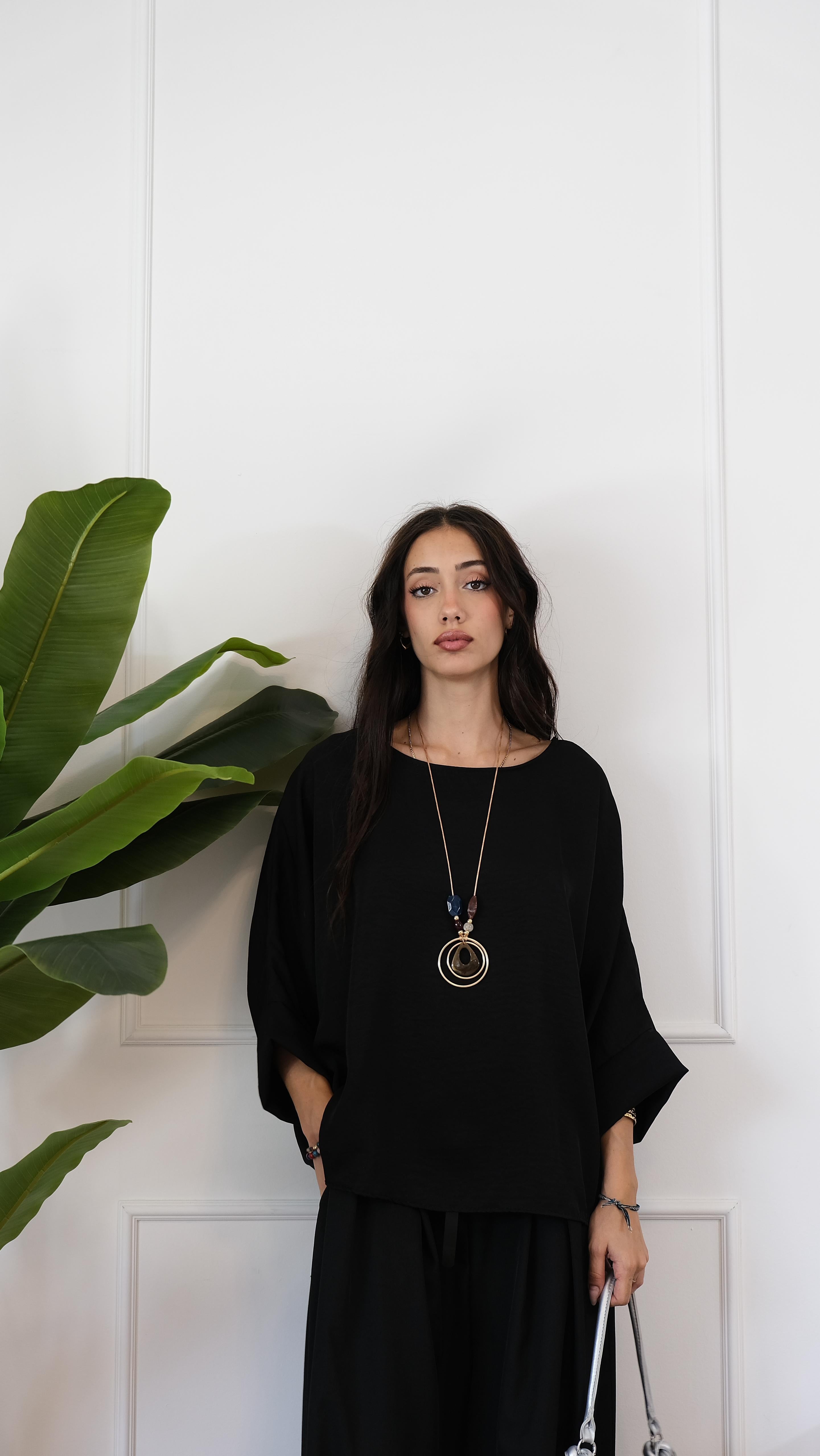 BLUSA CON COLLANA 075 NEW