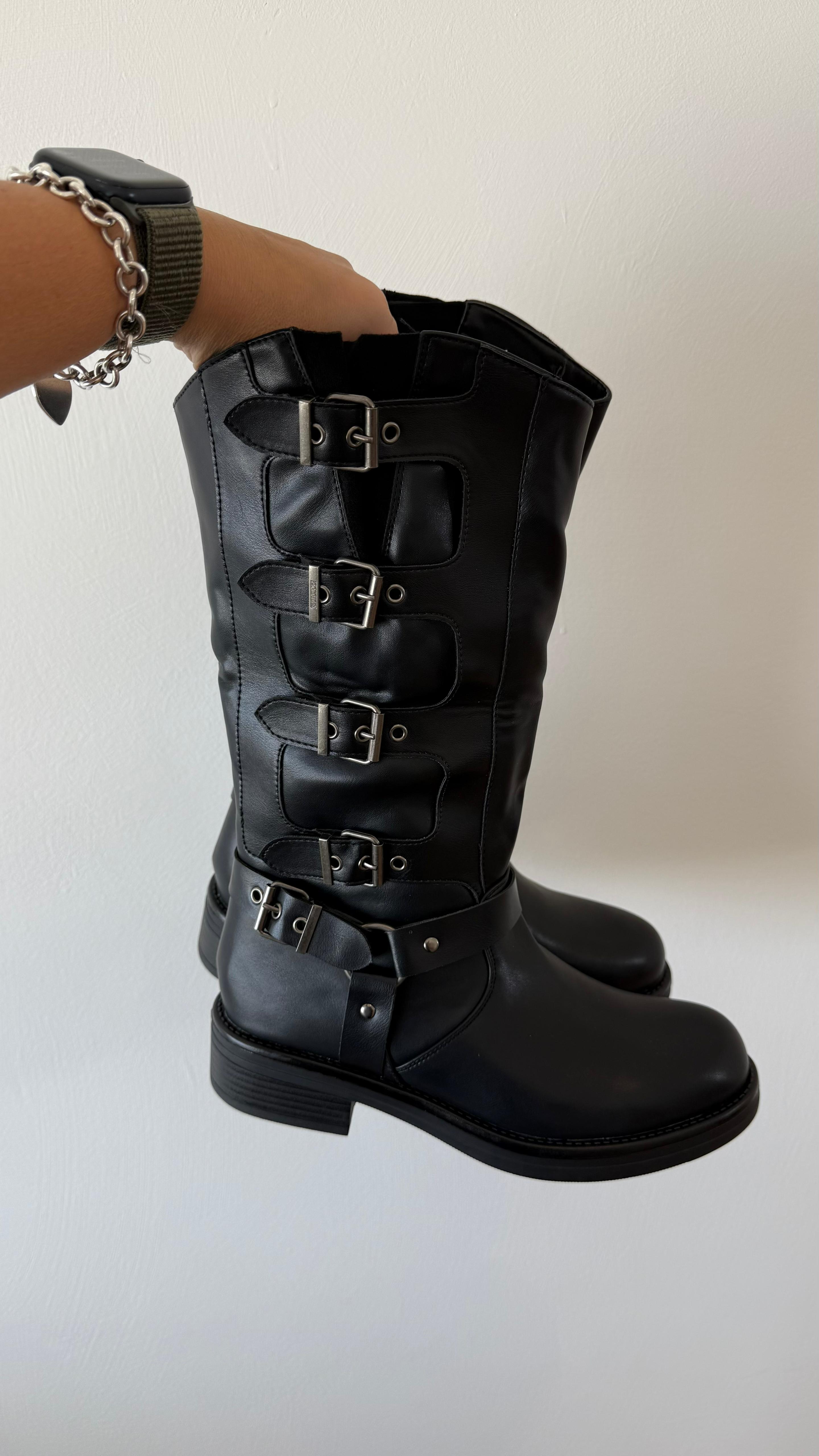 STIVALE CON FIBBIE NERO A797 NEW