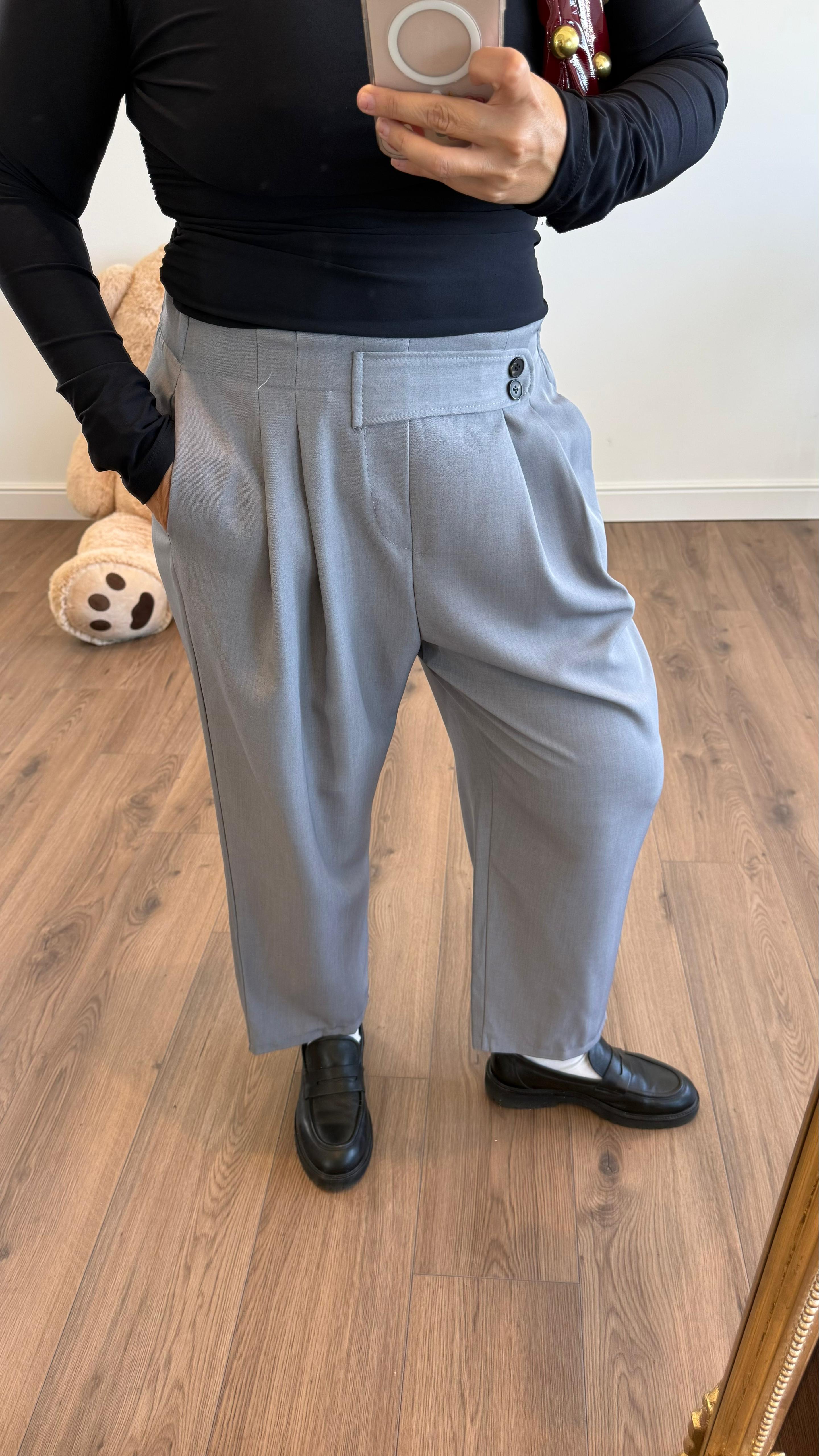 PANTALONE CON BOTTONI 12671 NEW