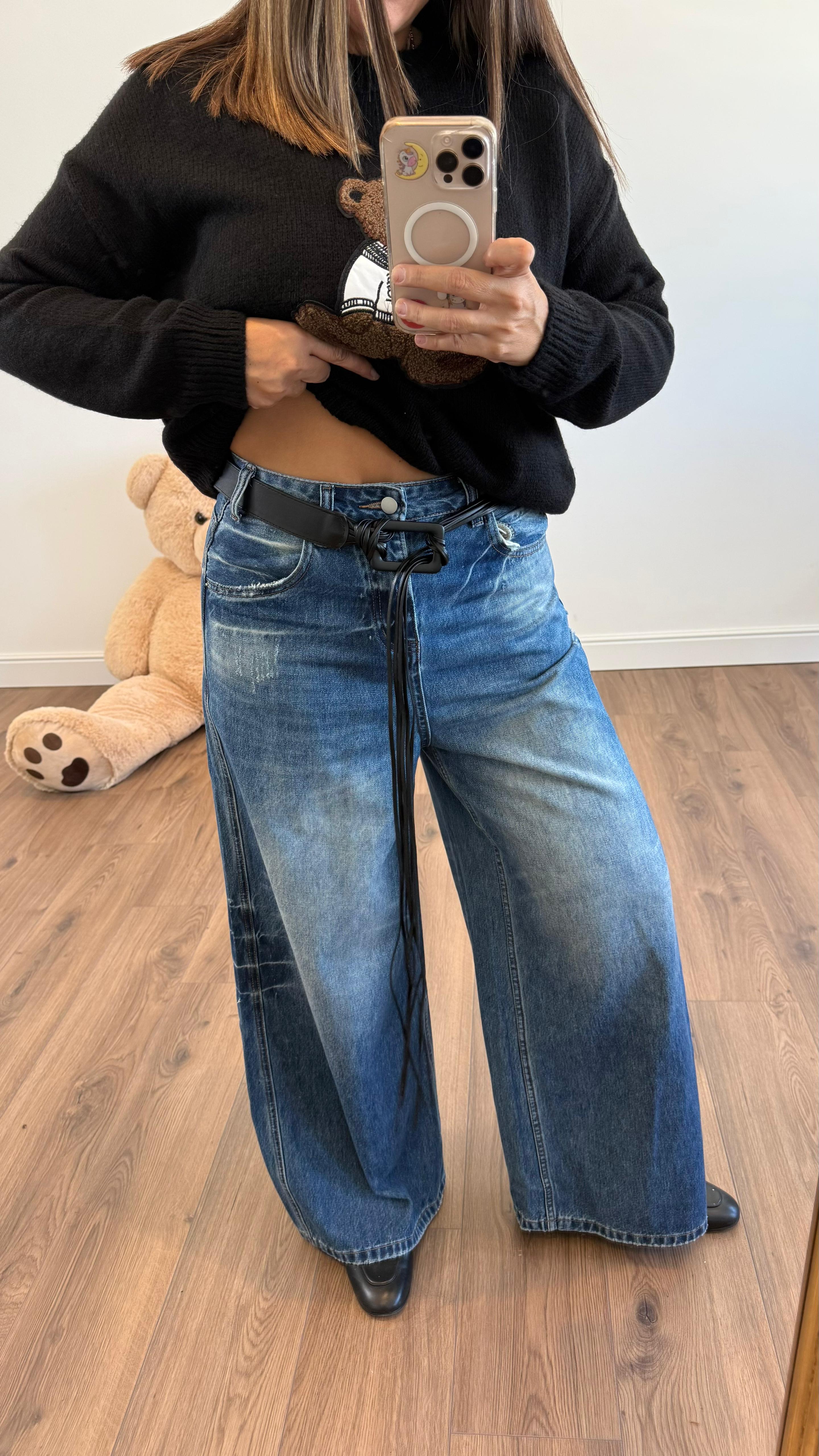 JEANS CON CINTURA V652 NEW