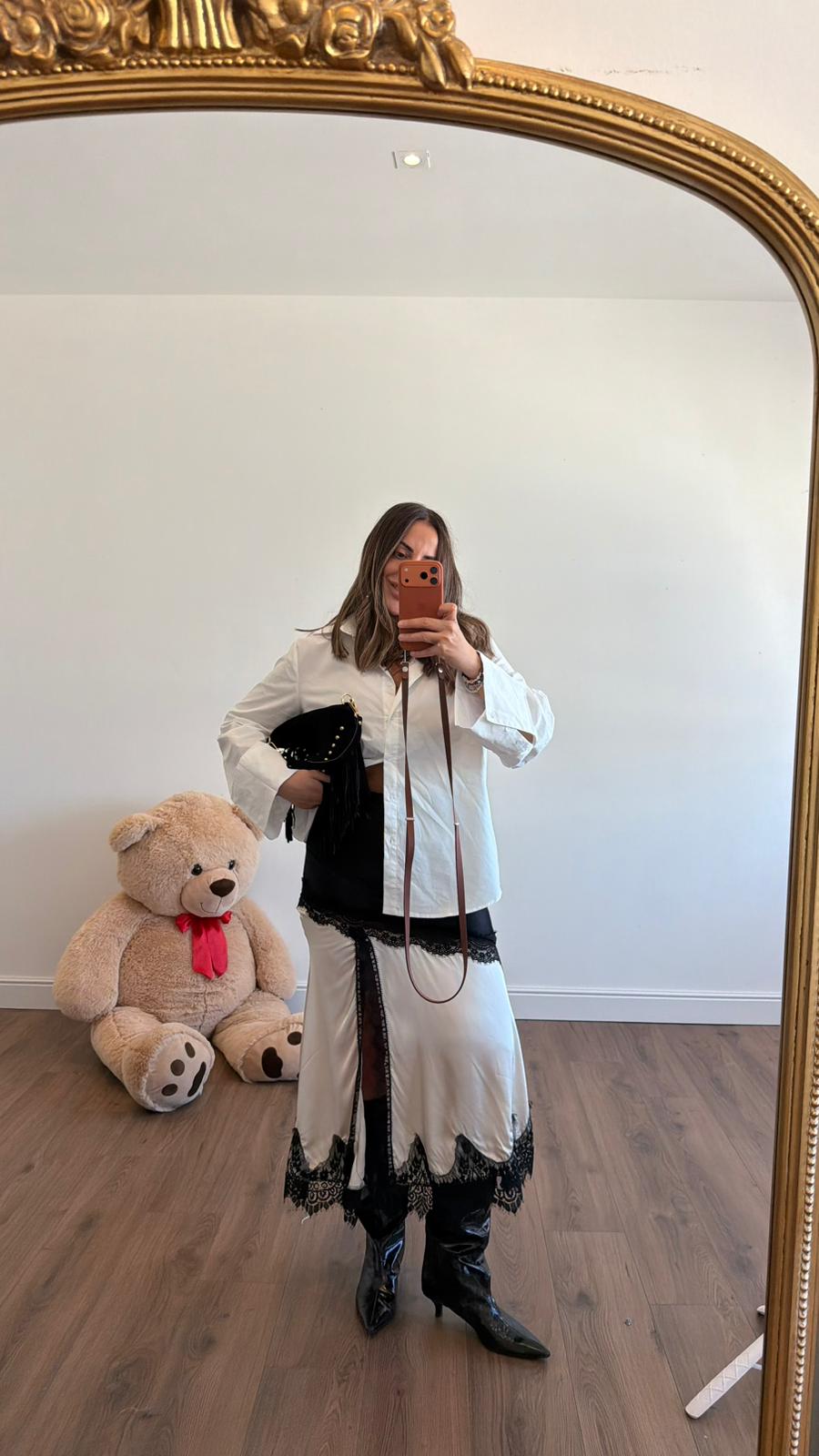 GONNA LUCINDA 8027 NEW